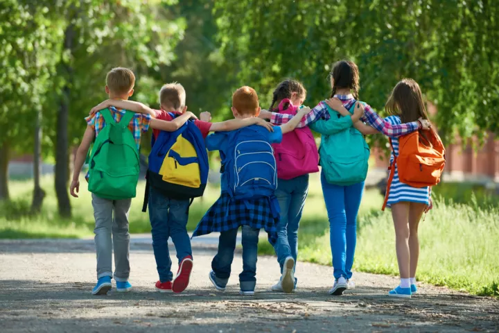 Rythmes-scolaires-attention-au-petit-bout-de-la-lorgnette-