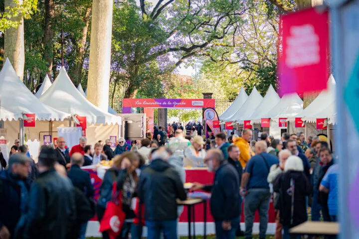 Organisées chaque année depuis 2021, Les Rencontres de la Gauche sont devenues un rendez-vous incontournable. Nous sommes de plus en plus nombreux à nous retrouver au mois de septembre à Bram, dans l'Aude, au cœur de ce beau village occitan, l’espace d’une journée populaire et conviviale, pour débattre, confronter et construire.